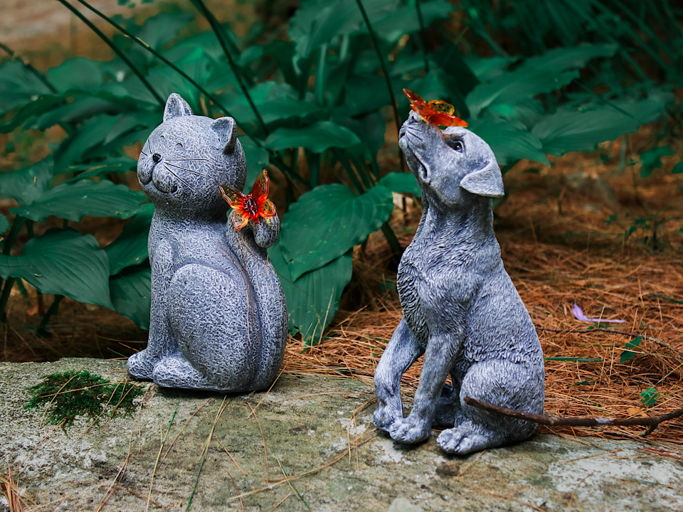 Garden Dog Cat Statues